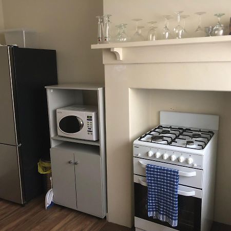 Kingscote Central Apartment Екстериор снимка