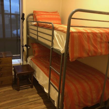 Kingscote Central Apartment Екстериор снимка