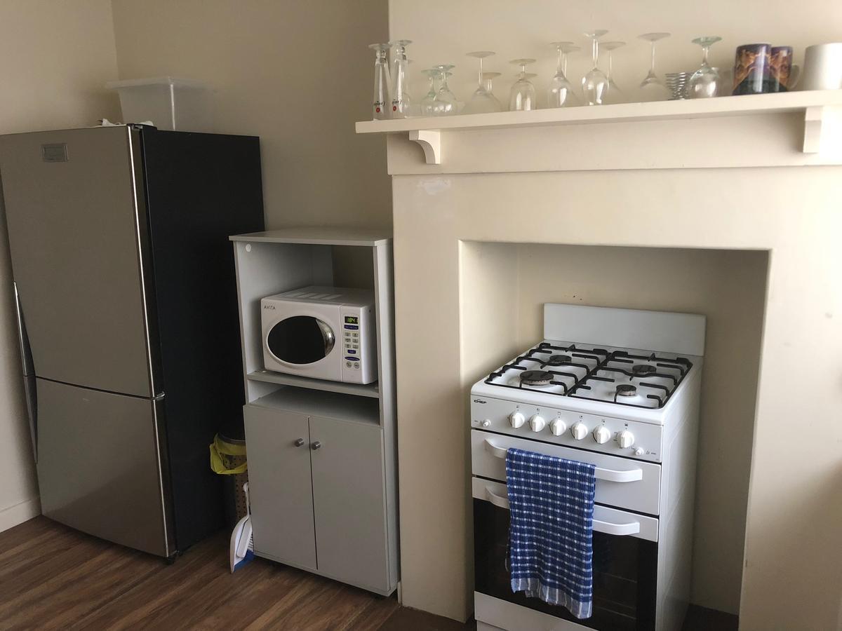 Kingscote Central Apartment Екстериор снимка